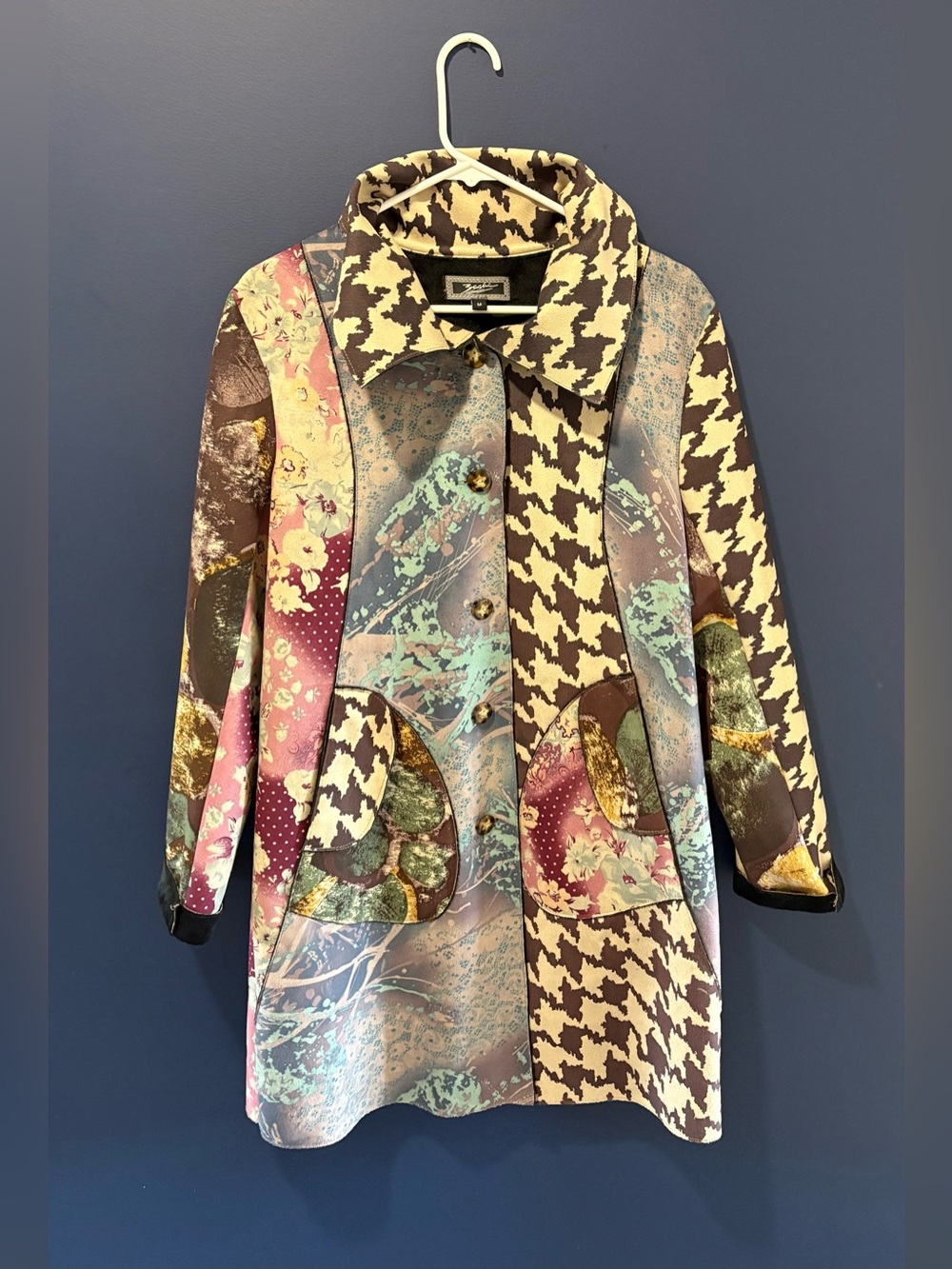 Zashi Mixed Fabric Art To Wear Houndstooth Floral Long Jacket - Medium